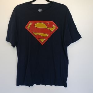 Superman size XL Navy short sleeve graphic